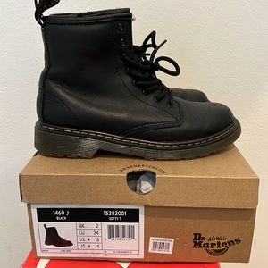 Dr Martens Airwair Youth size boots